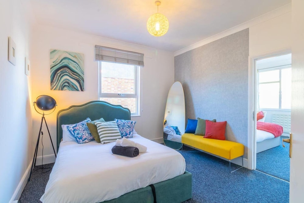 Rayleigh Retreat spacious Family 3 Bed Apartment — Rayleigh — photo 5