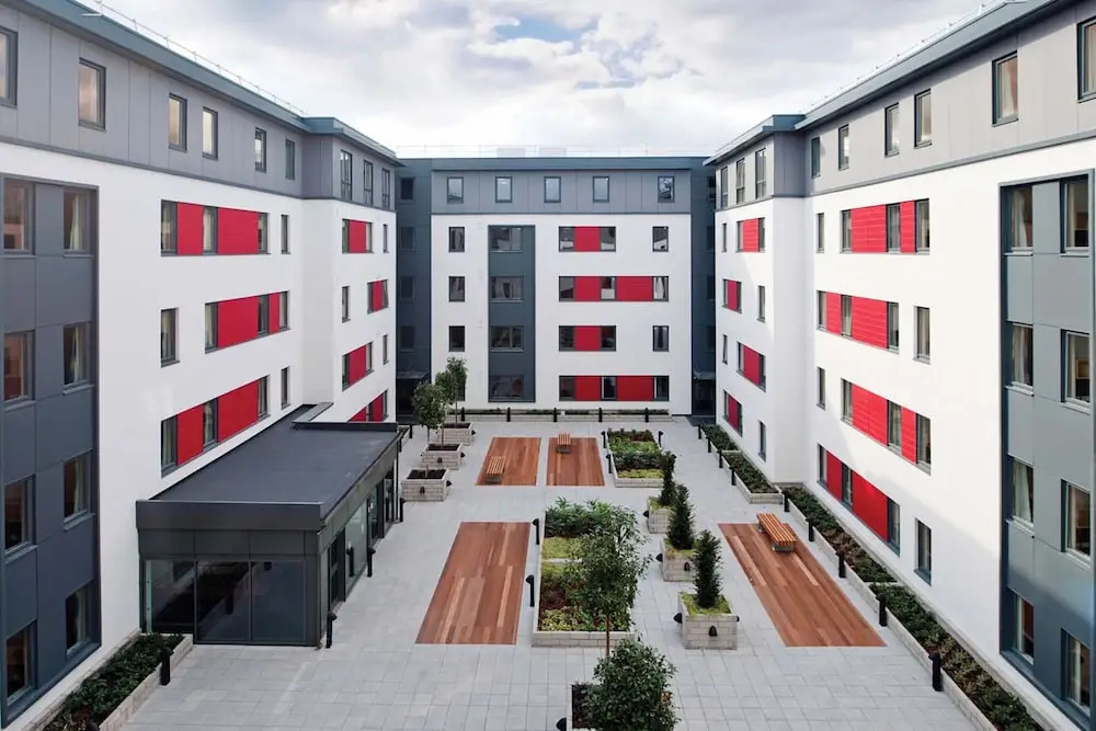 En Suite Rooms Gillingham Sk 14544162 — Gillingham