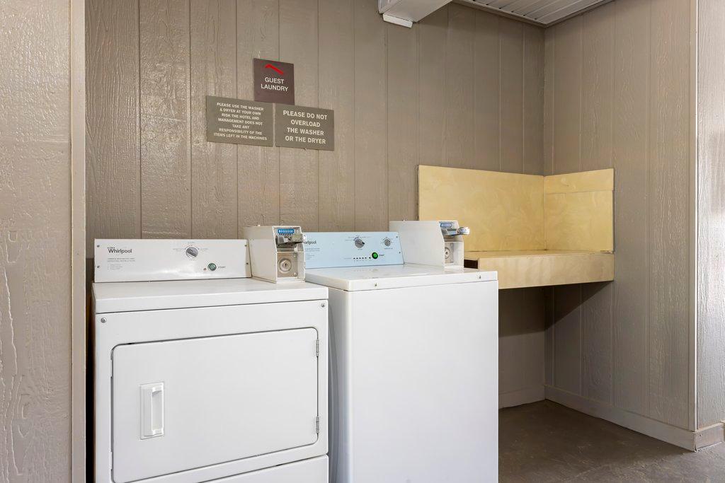 Red Roof Inn Hope - photo 17
