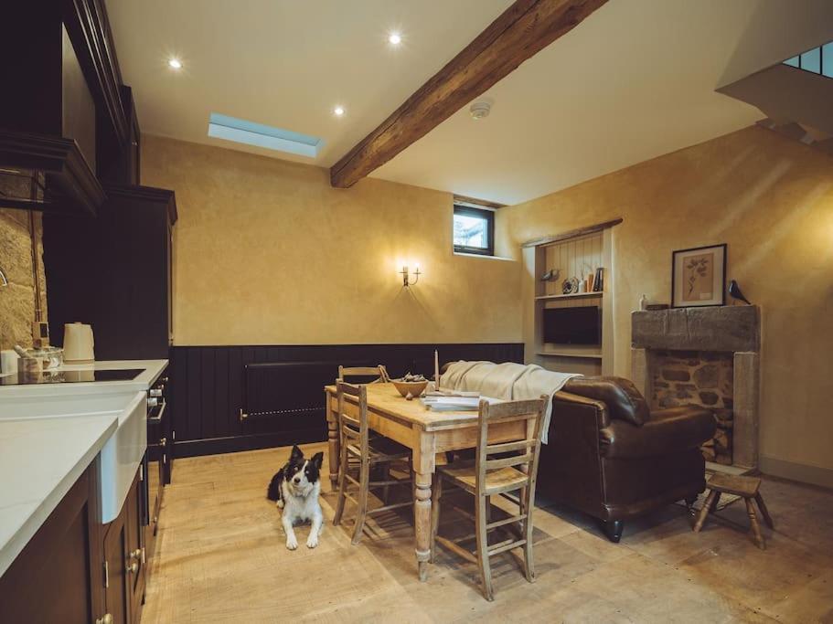 The Old Timber Store — hotel in Youlgreave