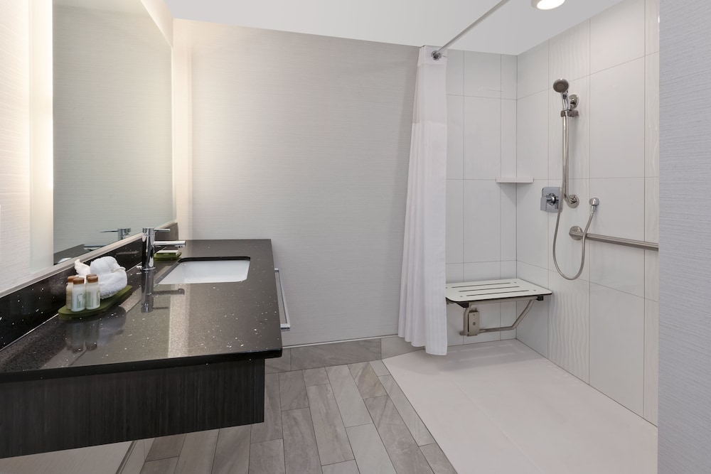 Hotel Indigo Rochester Mayo Clinic Area - photo 27