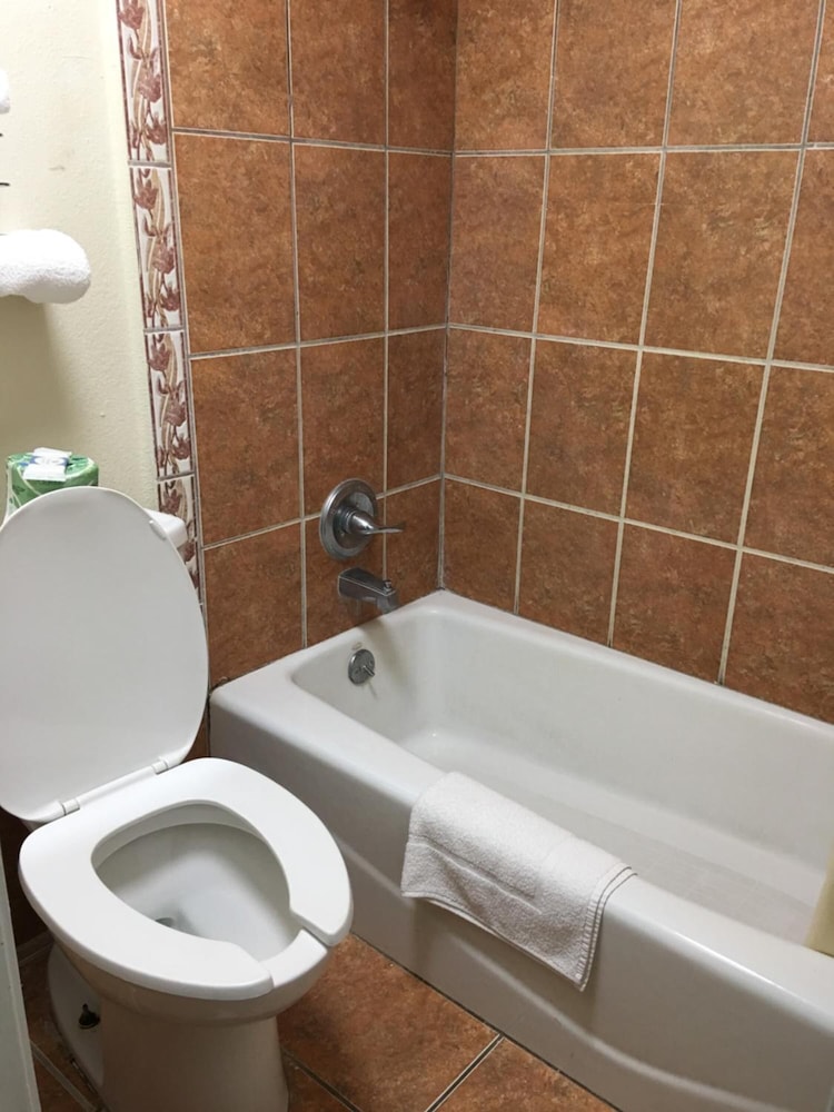 Chaparral Motel - photo 19