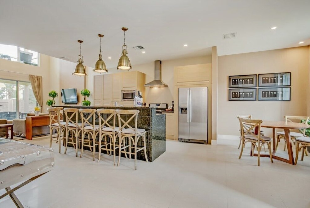 Modern Magic Village Resort Townhouse 7620 - photo 14
