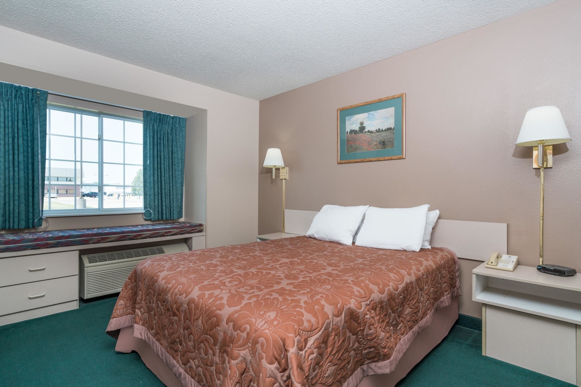 Super 8 by Wyndham Fargo Airport - photo 4