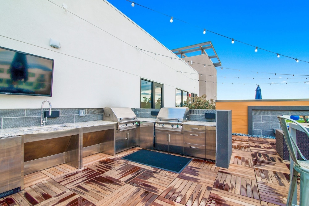 Global Luxury Suites in Menlo Park - photo 88