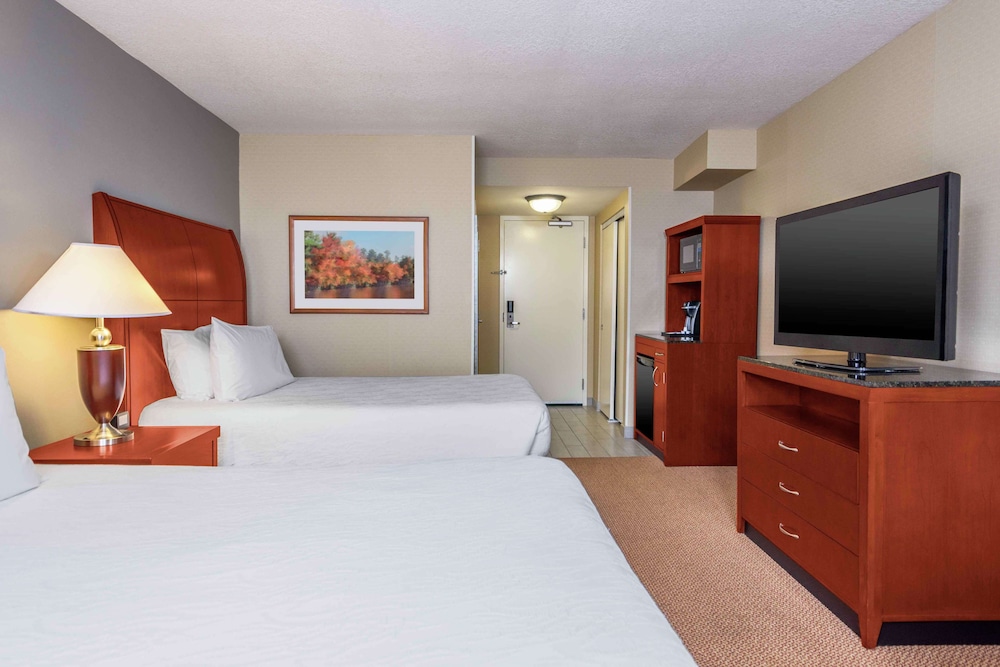 Hilton Garden Inn Independence - photo 20