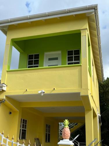 Glenmon Studio — Unknown City