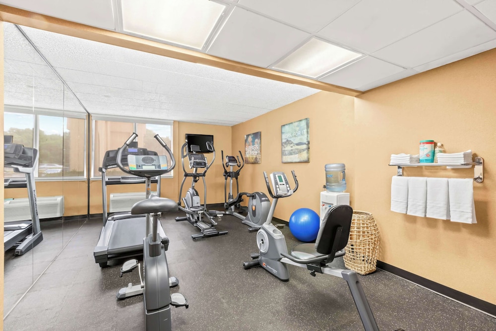 Best Western Hazlet Inn - photo 28