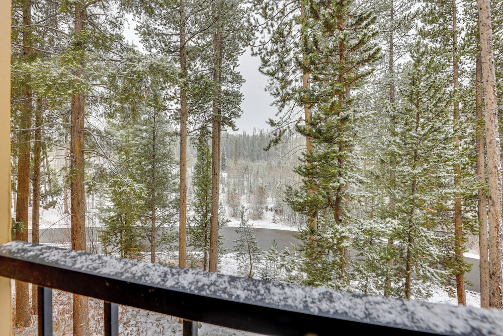Condo w Pool Access: 2 Mi to Winter Park Resort - photo 7