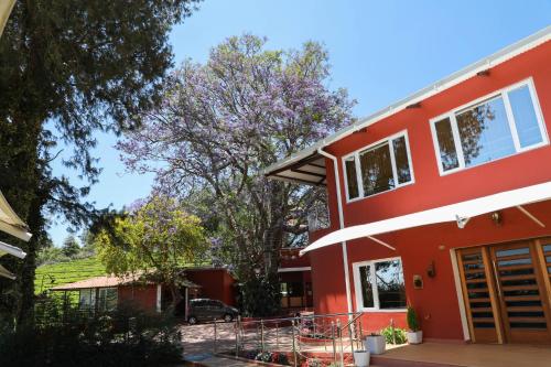 Hotel Lakshmi Holiday Inn in Ooty, India