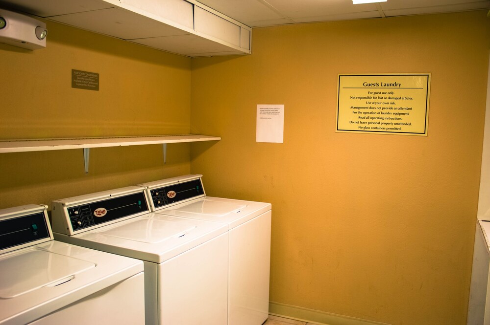Candlewood Suites Wilson by IHG - photo 25