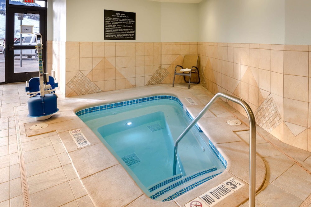 Hampton Inn & Suites Silverthorne - photo 32