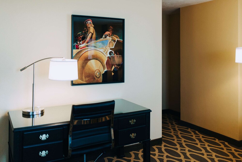 Bigelow Hotel and Residences Ascend Hotel Collection - photo 39