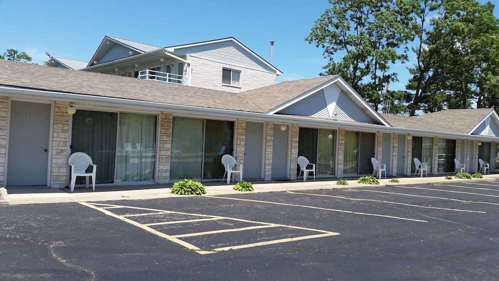Surfside Motel - photo 27