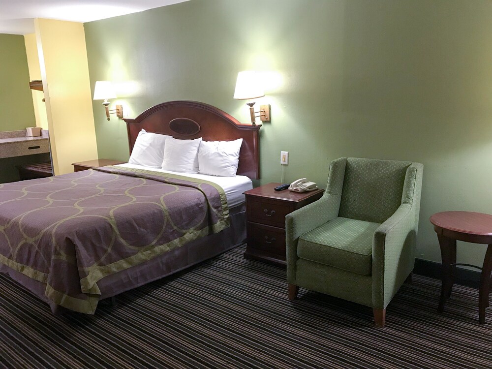 American INN of Orangeburg - photo 19