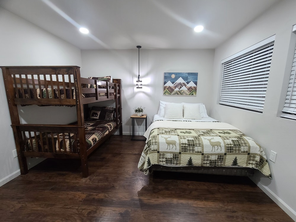 Bear Retreat - last minute hotel in Big Bear Lake