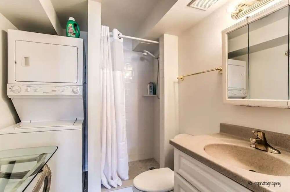 On The Strip Classic Comfort 2 Bedroom Condo