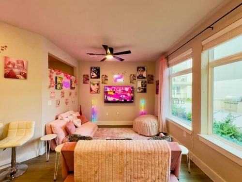 Pink Couture — 4-Star Luxury Hotel in Austin, United States