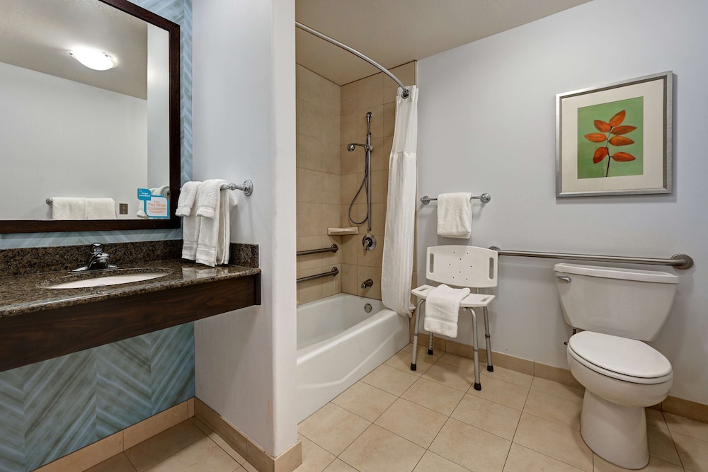 Hilton Garden Inn San Bernardino - photo 42