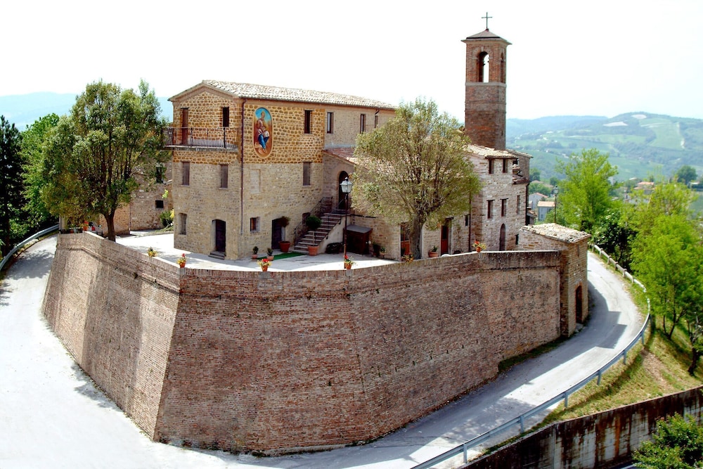 Il Paradiso Del Re — Arcevia