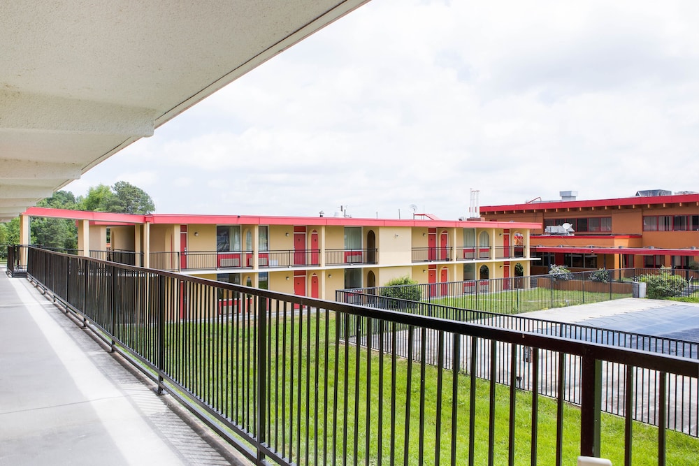 OYO Hotel Doswell Kings Dominion - photo 19