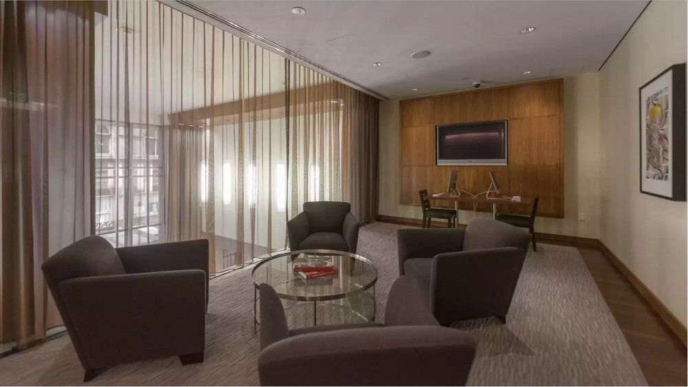 Global Luxury Suites at China Town - photo 33