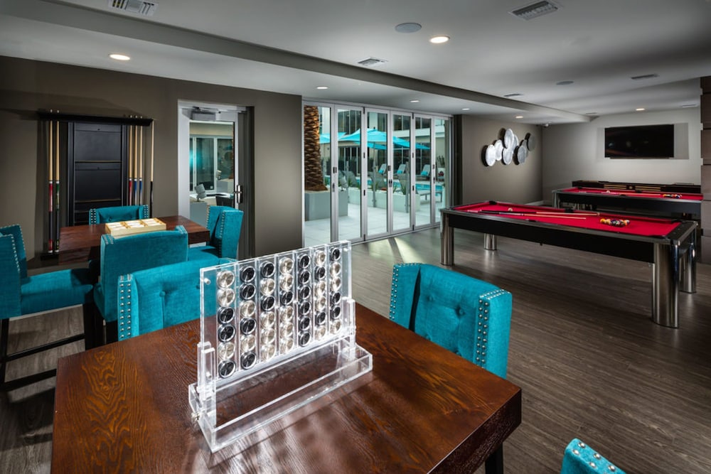 Resort Style Suites in Downtown LA - photo 44