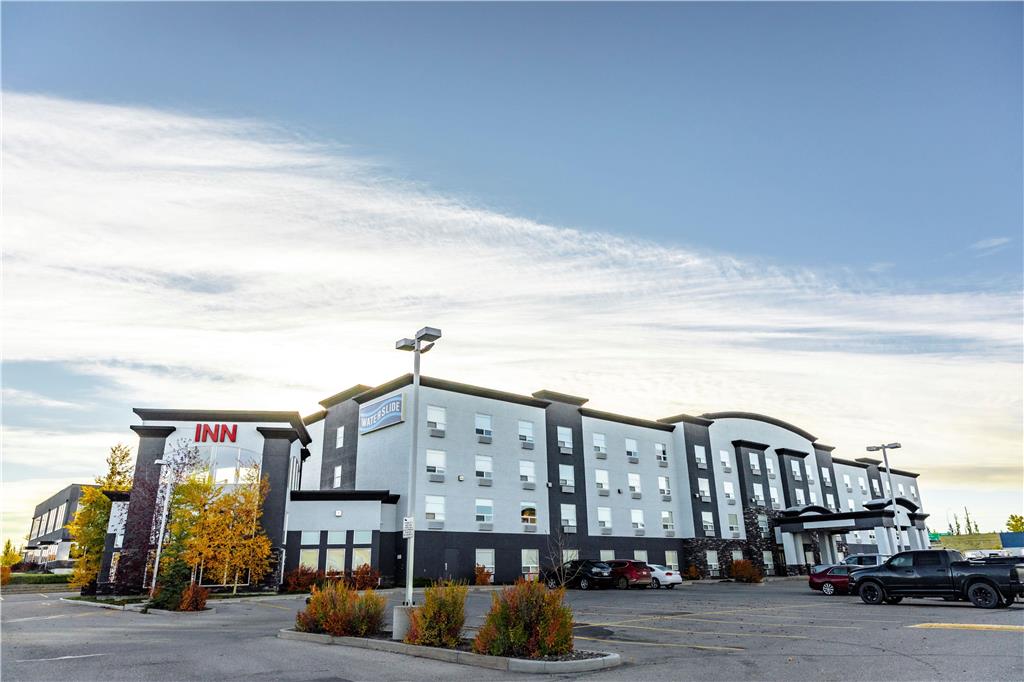Service Plus Inns and Suites in Calgary, Canada