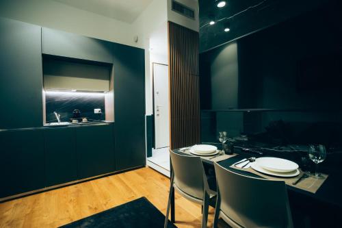 Center Luxury flat A — 4-Star Luxury Hotel in Milan, Italy
