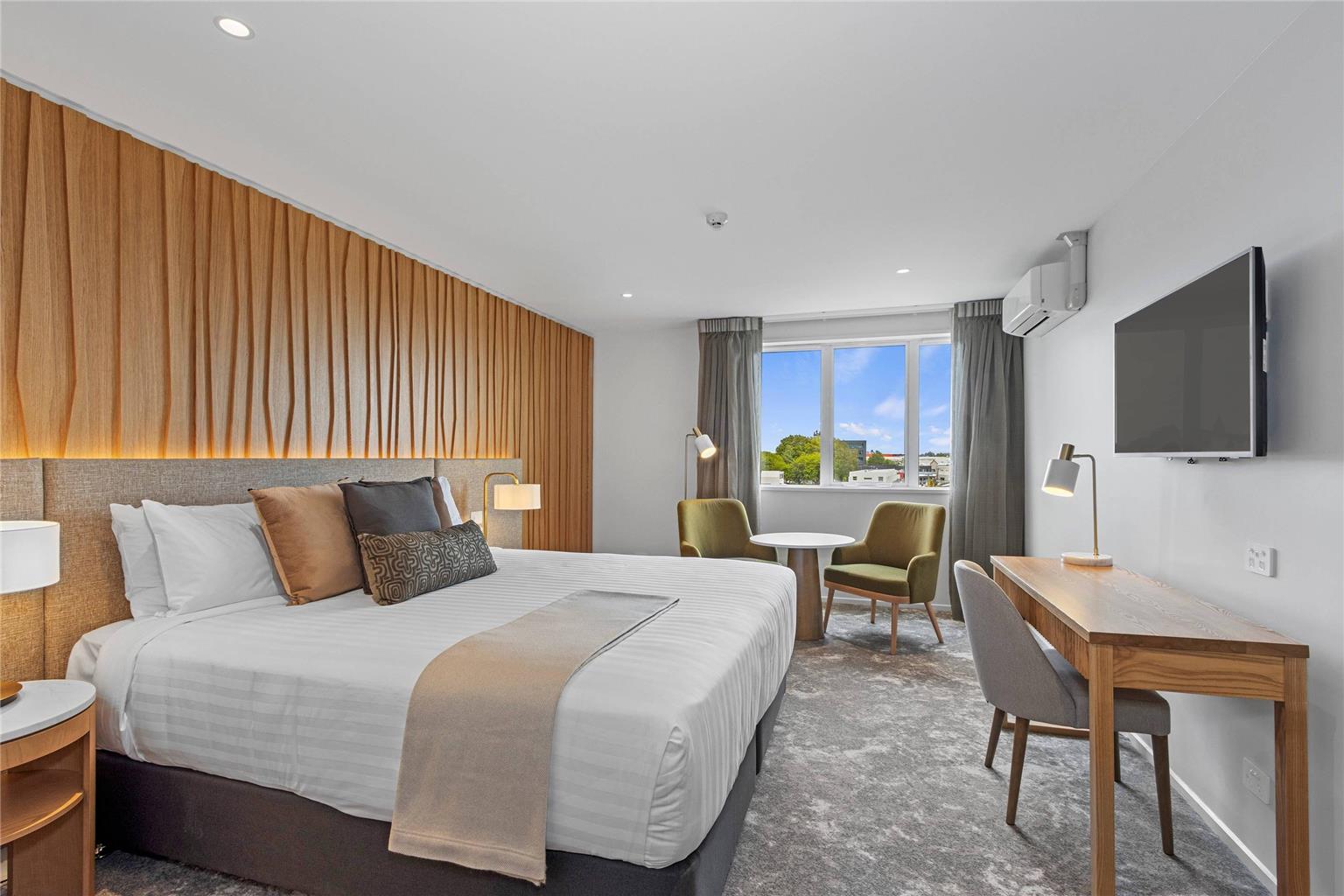 Hotel Elms Christchurch an Ascend Collection Hotel — 4-Star Luxury Hotel in Christchurch, New Zealand