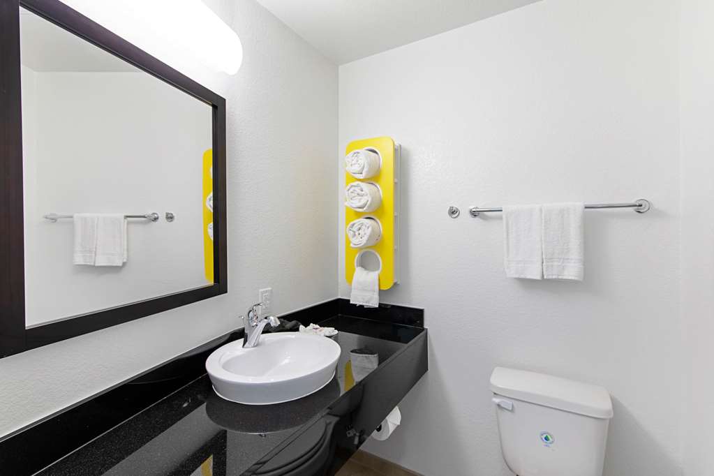Motel 6 Austin TX Airport - photo 15