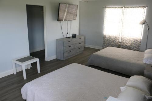 Travel Inn Fort Pierce - photo 65