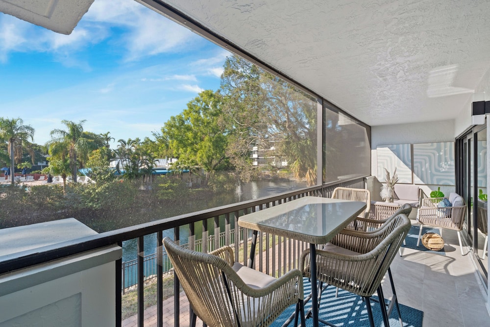 Park Shore Resort - photo 30