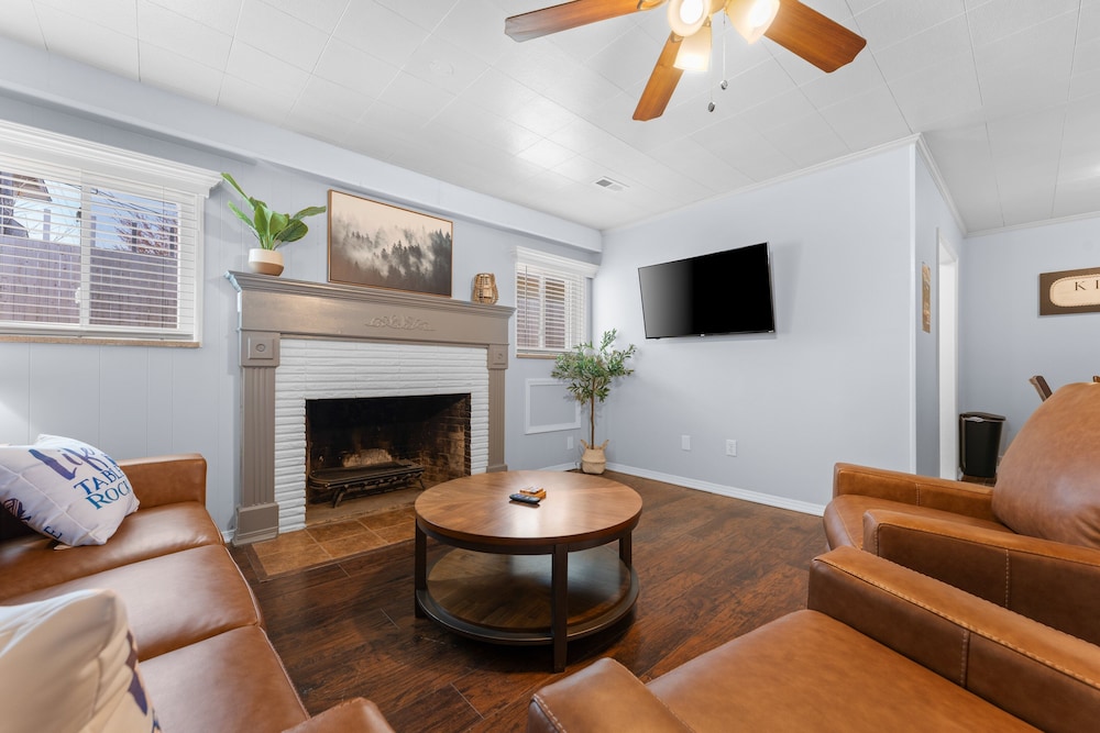 Silver Cove Resort on Table Rock Unit 15 - photo 11
