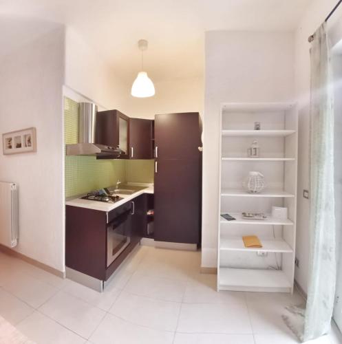 Bilocale Casa Manu Garden — 4-Star Luxury Hotel in Finale Ligure, Italy