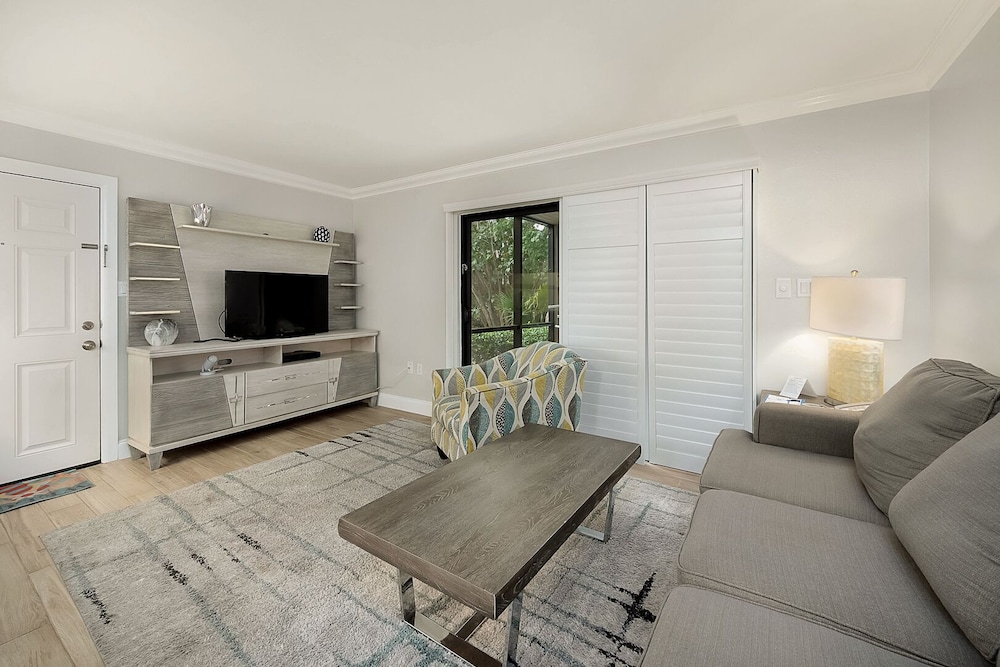 Sanibel Moorings Condo Resort - photo 6