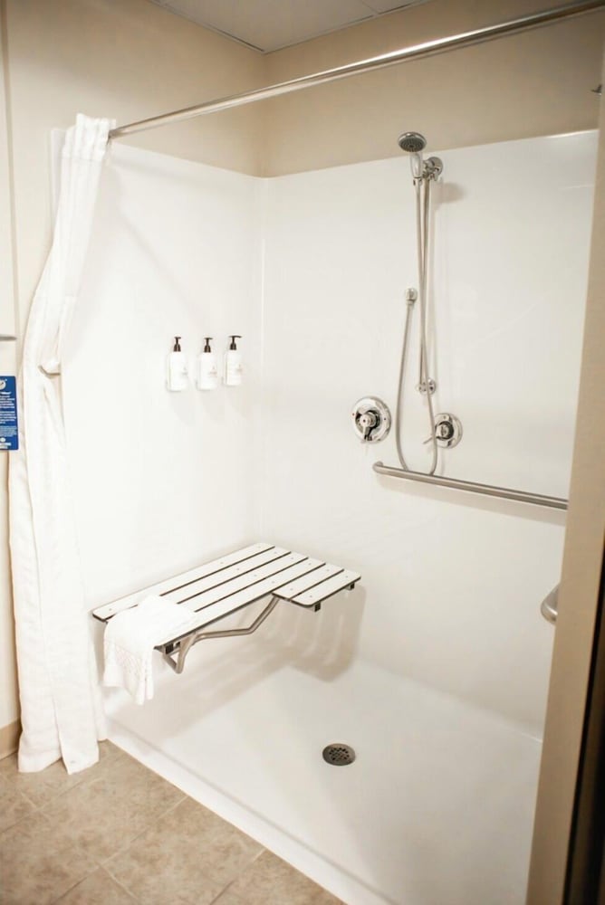 Cobblestone Inn & Suites Clarinda - photo 45