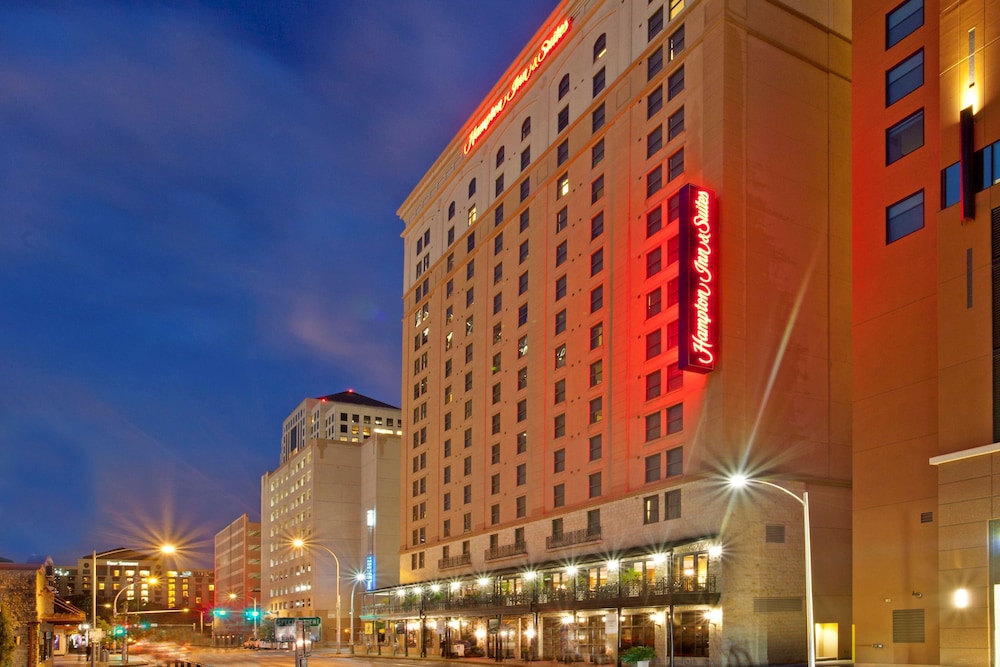 Hampton Inn & Suites Austin Downtown - photo 61