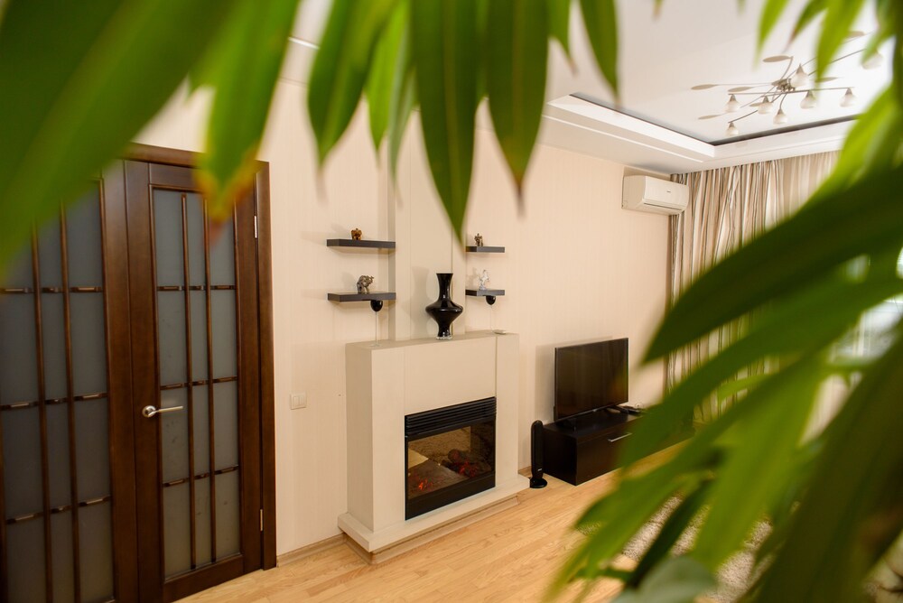 Central Park - carbon neutral hotel in Sumy