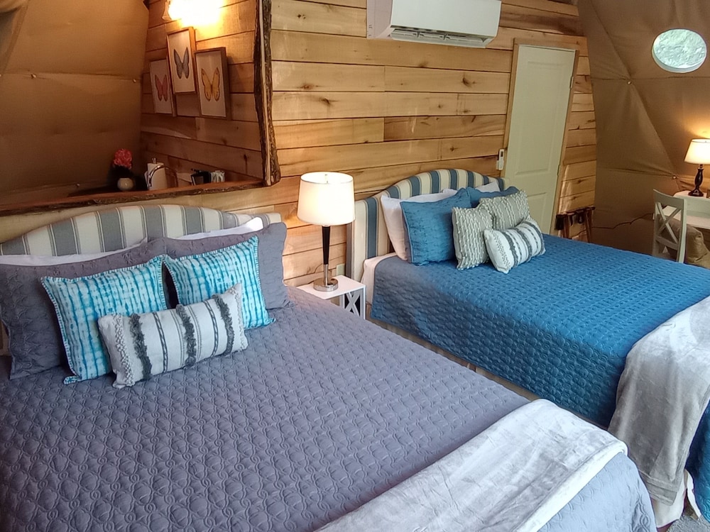 GlampOut Resort Elk River - photo 25