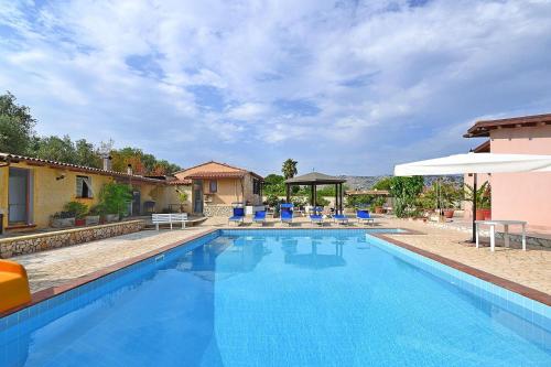 Villa in Sicily with Private Pool & Garden — 4-Star Luxury Hotel in Solarino, Italy