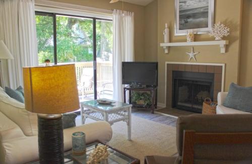 West Hyde Park - photo 19