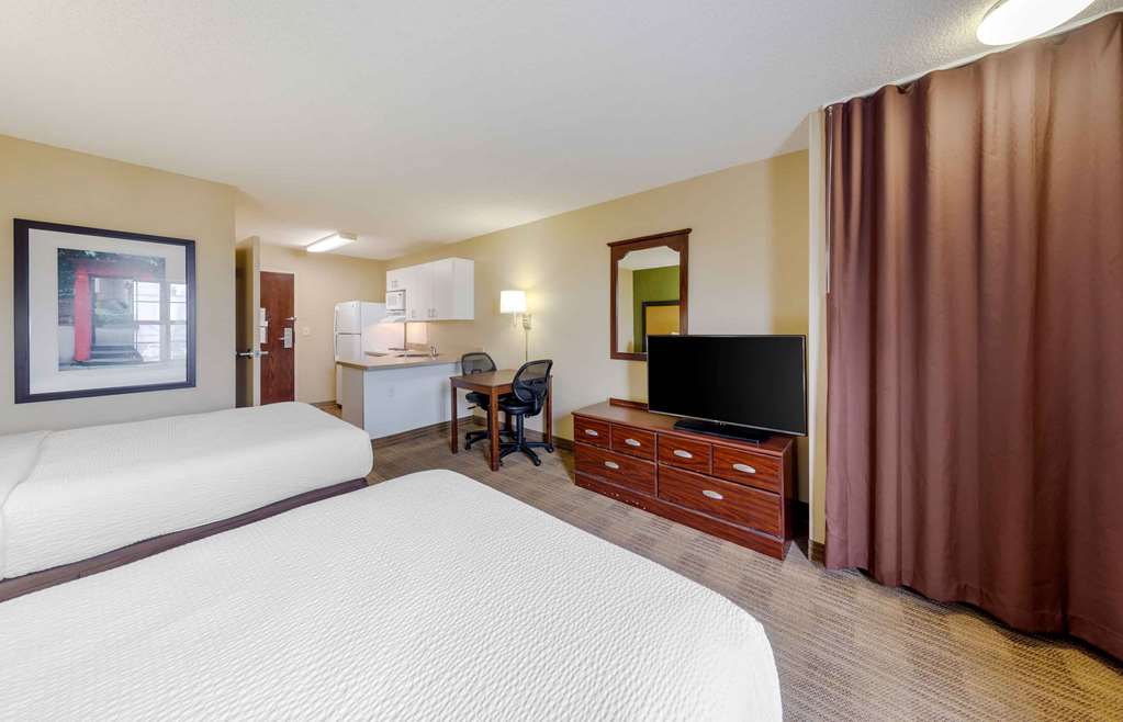 Extended Stay America Suites Orange County Huntington Beach - photo 27
