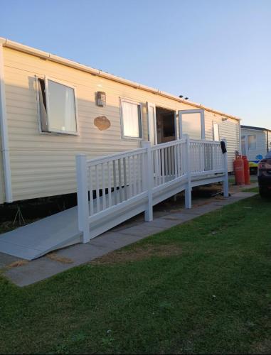 ML accessible caravan25 in Ingoldmells, United Kingdom