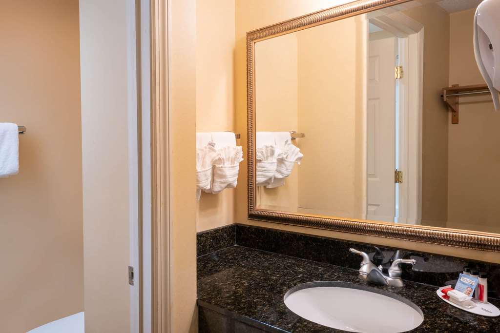 Baymont by Wyndham Knoxville Cedar Bluff - photo 20