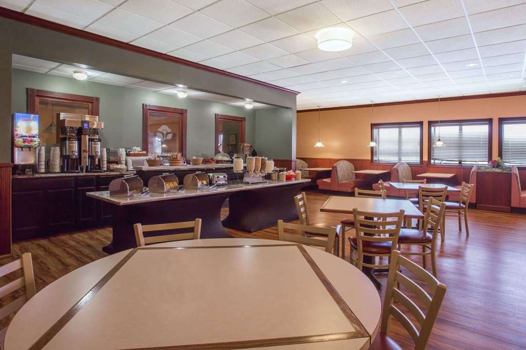 Ramada by Wyndham Wytheville - photo 14