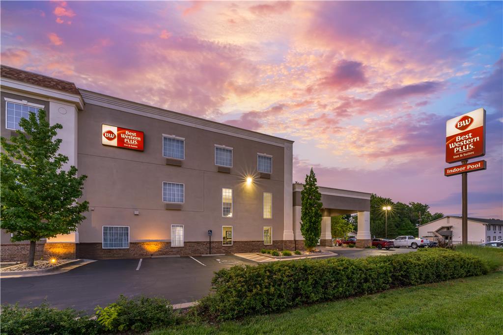 Best Western Plus Eastgate Inn & Suites - photo 43