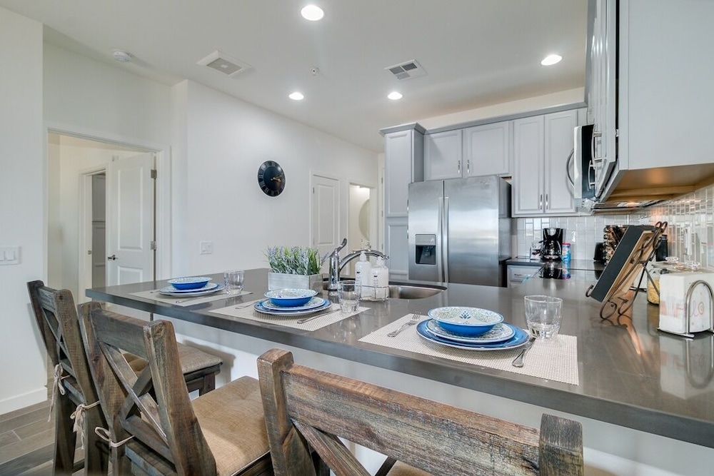 Views in Luxury Resort Condo in Chandler Amenities Galore Walk to Restaurants by RedAwning - photo 7