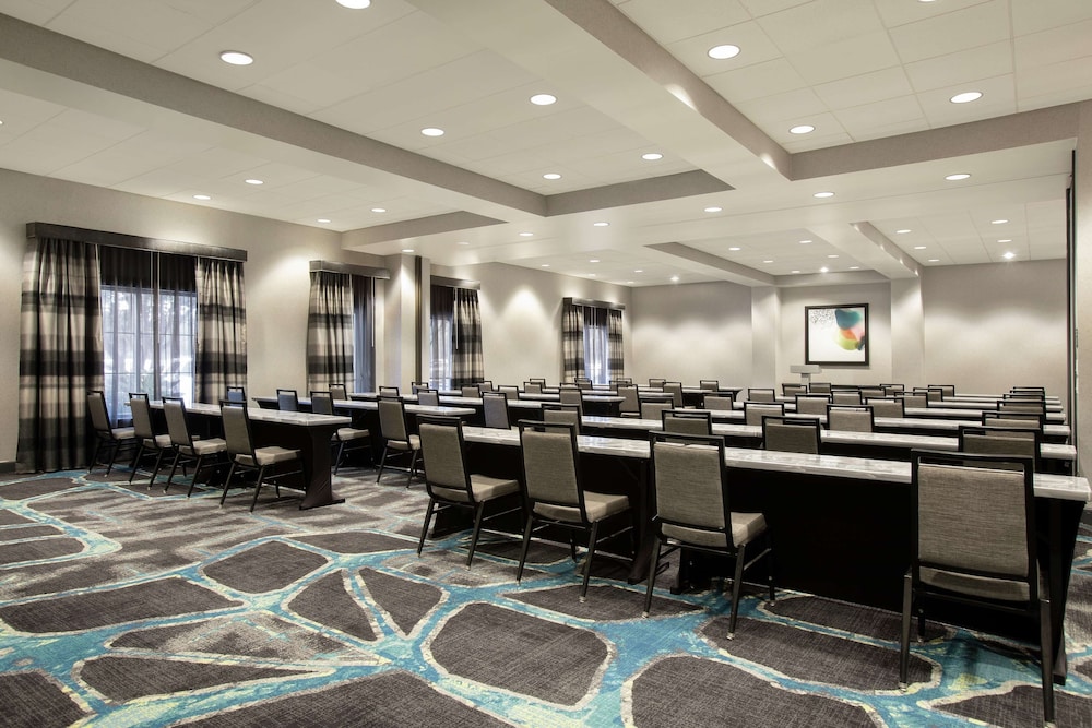 Embassy Suites by Hilton Orlando Airport - photo 48