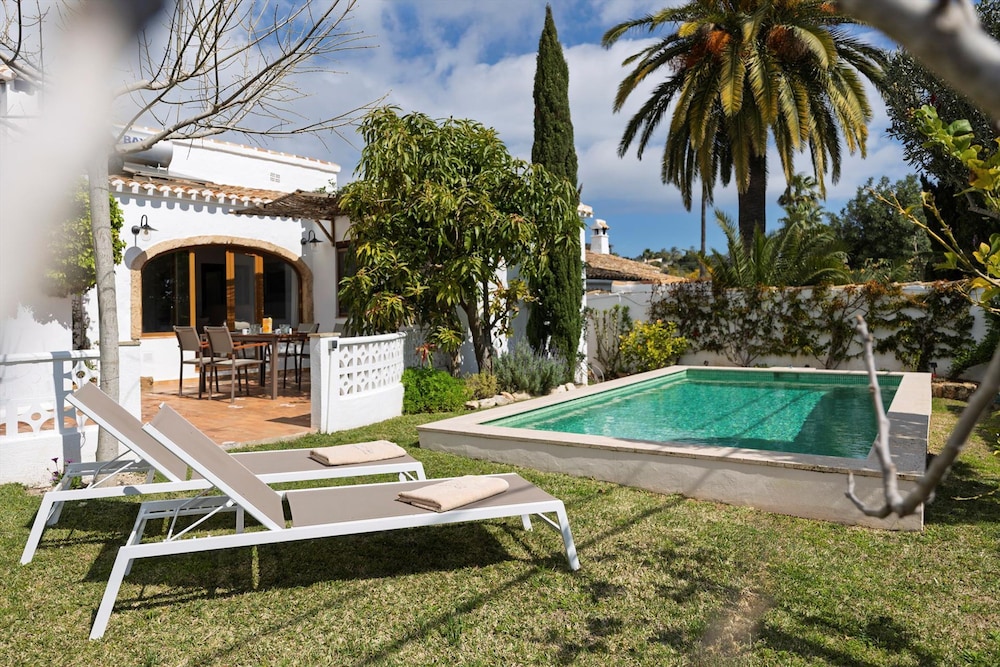 El Tresor in Javea With 2 Bedrooms and 2 Bathrooms in Javea, Spain